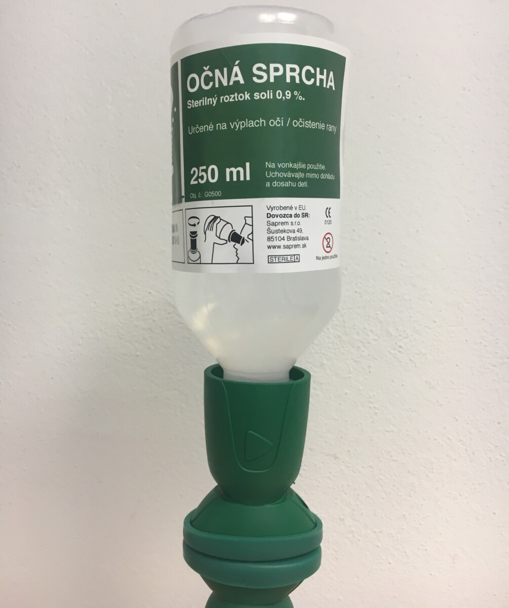 Očná voda sterilný roztok soli 0,9%